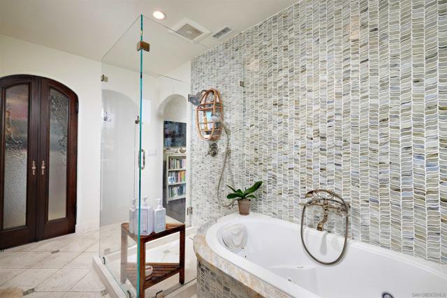 350 Punta Baja Dr, Solana Beach CA: https://media.crmls.org/mediaz/edc89154-ea09-4e15-9d92-52a9f25e0d50.jpg