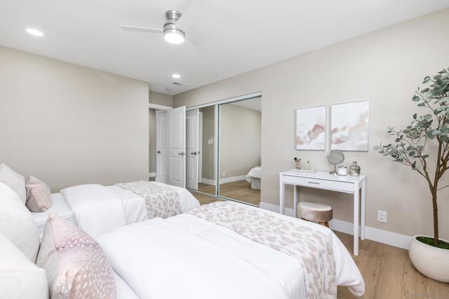 6673 Del Cerro Blvd, San Diego CA: https://media.crmls.org/mediaz/edc897d3-971f-49ae-a87d-5c8906072063.jpg