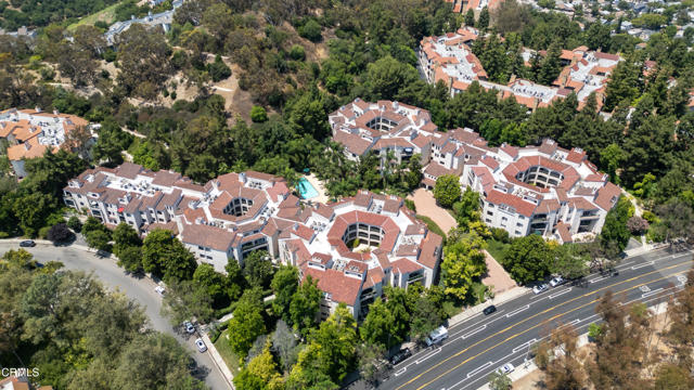 Detail Gallery Image 30 of 35 For 4200 via Arbolada #207,  Los Angeles,  CA 90042 - 2 Beds | 1 Baths