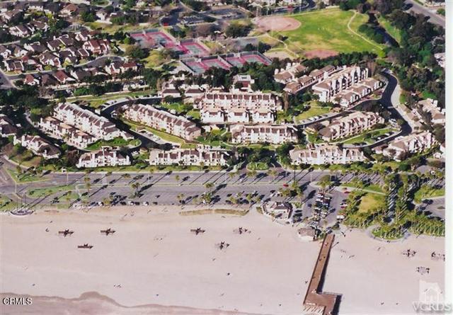 612 Island View Circle, Port Hueneme CA: https://media.crmls.org/mediaz/edc94bc7-4566-4558-9178-650d1c09ed39.jpg