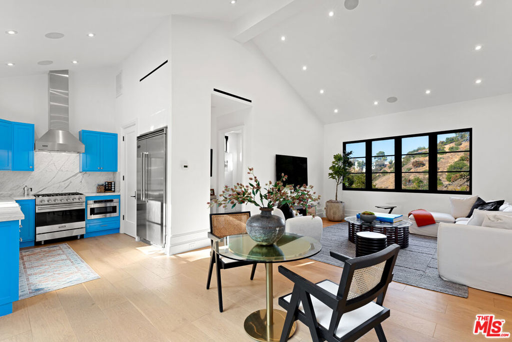 3160 Coldwater Canyon AvenueStudio City img 63