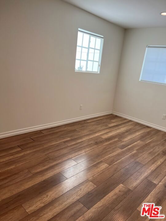 6208 Calvin Avenue photo 9