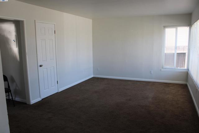 1314 Ashby Ave, Berkeley CA: https://media.crmls.org/mediaz/edcb9cf6-b4c2-4240-9ee2-98938b407bf1.jpg