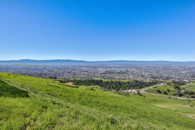 0 Bella Madeira Lane, San Jose CA: https://media.crmls.org/mediaz/edcbae5e-6fdb-4cb6-a561-2190fa94342c.jpg
