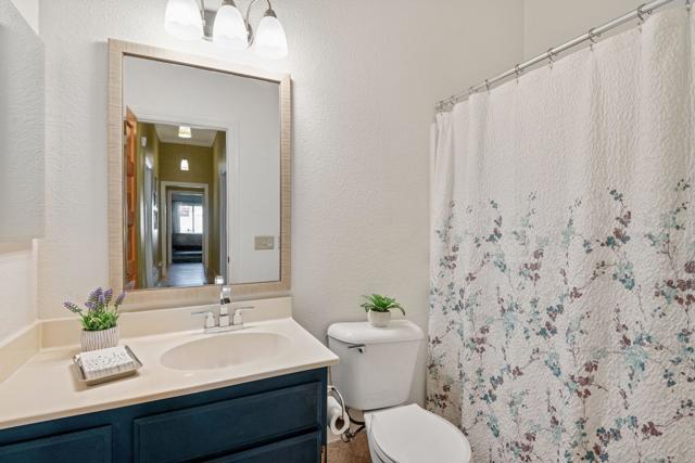 69547 Northhampton Avenue, Cathedral City CA: https://media.crmls.org/mediaz/edcc09c2-00d6-43f3-a663-37dd128da452.jpg