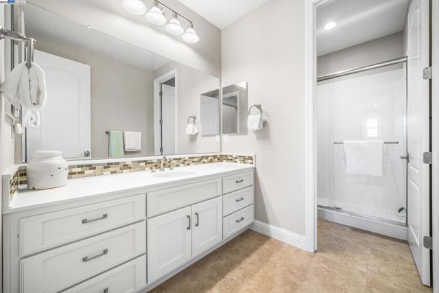 2135 Terra Bella Ct, Livermore CA: https://media.crmls.org/mediaz/edcd8f1f-679f-4397-83cb-09e21b695eed.jpg