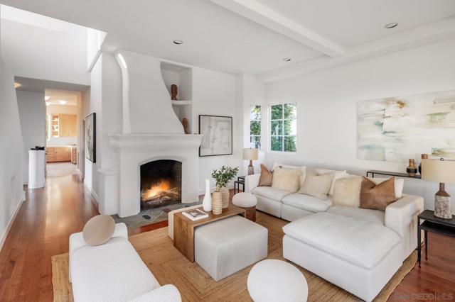 Image 7 of 36 For 308 Corto St