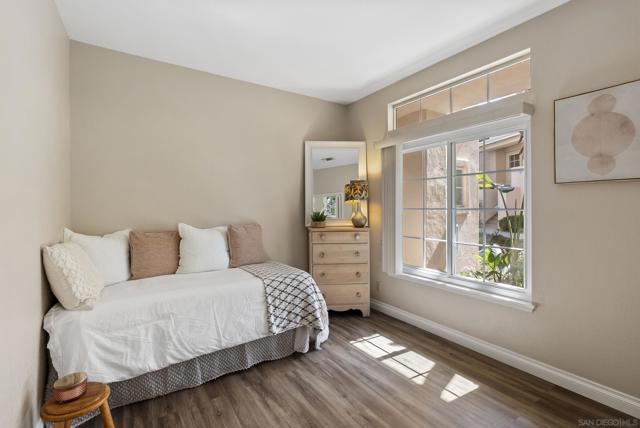 12630 Springbrook Dr, San Diego CA: https://media.crmls.org/mediaz/edcfaf44-f440-436a-ab0a-7a0edef7a291.jpg