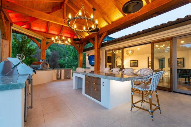25926 Puerta Del Cajon, Monterey CA: https://media.crmls.org/mediaz/edcfe76f-708e-4b51-957a-044119ee94ff.jpg