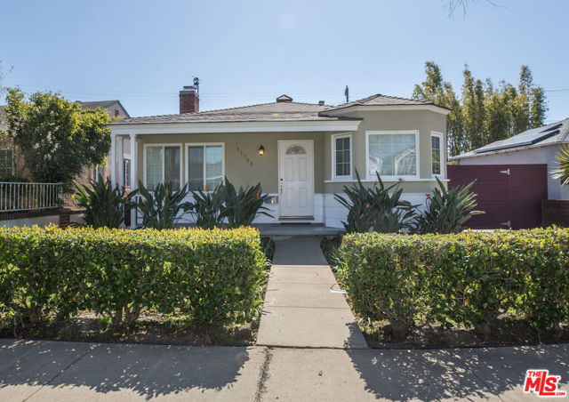 11750 Tennessee Avenue, Los Angeles CA: https://media.crmls.org/mediaz/edd049f6-fa19-4593-9b7d-aaea14e19a6e.jpg