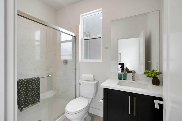 45039 Insight St, Fremont CA: https://media.crmls.org/mediaz/edd08152-7cec-4a4c-8637-e769fb48572d.jpg