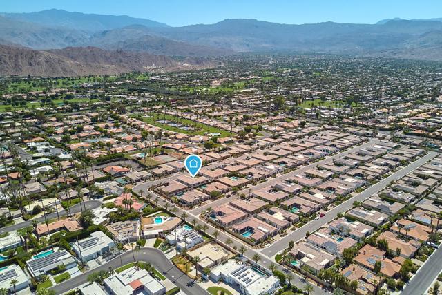75208 Citadel Place, Indian Wells CA: https://media.crmls.org/mediaz/edd1127b-9abb-481c-8c38-e87ba79b672a.jpg