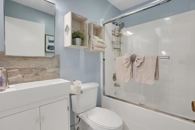 101 Shell Drive, Watsonville CA: https://media.crmls.org/mediaz/edd273dd-85c6-4bd4-9cac-5b8e0b185f06.jpg