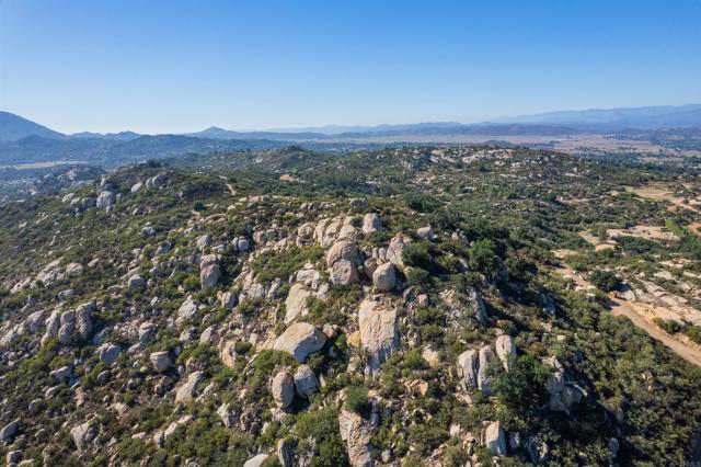 0 V/L Mahogany Ranch Road, Ramona CA: https://media.crmls.org/mediaz/edd5b773-62b7-4eff-8857-c7d549cfeab7.jpg