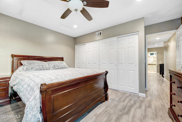 610 Nicole Drive, Newbury Park CA: https://media.crmls.org/mediaz/edd62e17-1ce7-45cb-bda6-d8b3977ff523.jpg