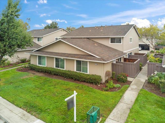 336 San Miguel Court, Milpitas CA: https://media.crmls.org/mediaz/edd644e7-cb35-4168-9a48-f4288291c695.jpg