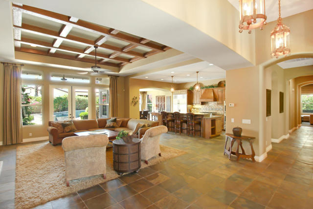 81075 Giacomo Way, La Quinta CA: https://media.crmls.org/mediaz/edd6e03c-9807-42ae-8773-ba9e10accff4.jpg
