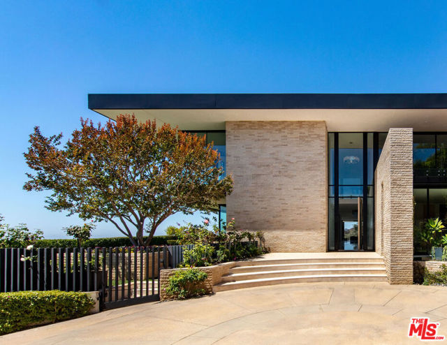 Drew Fenton | 1601 Casale Road Pacific Palisades CA | MLS: 7563220