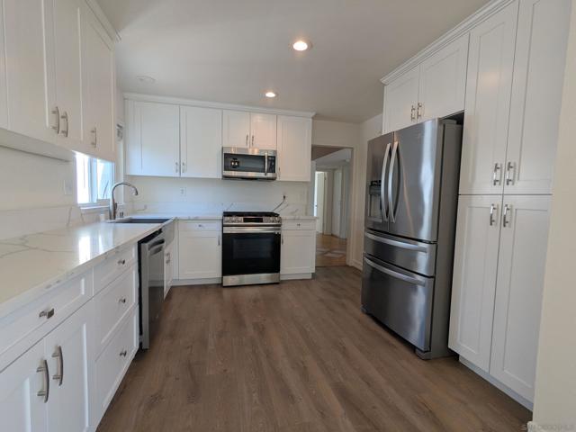 9347 Kahlua Way, Spring Valley CA: https://media.crmls.org/mediaz/edd8a197-87ae-46ad-b5a4-fbbba541316e.jpg