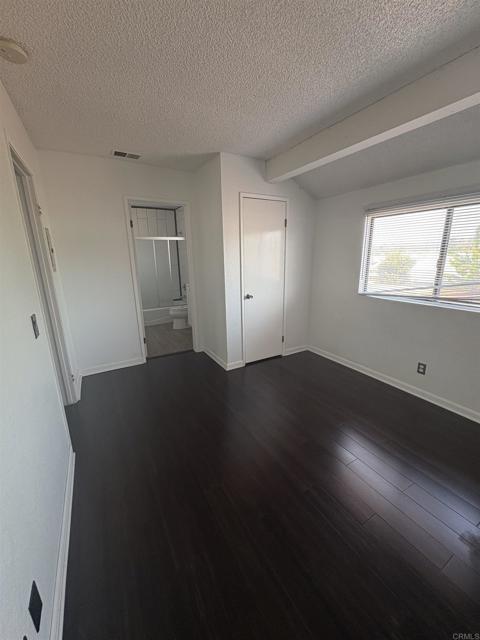 Detail Gallery Image 13 of 24 For 931 Martin Dr #3,  Escondido,  CA 92026 - 2 Beds | 2 Baths
