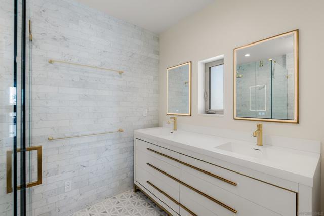4374 Adams Ave, San Diego CA: https://media.crmls.org/mediaz/edd95ae0-4fec-4259-b8de-34bfa44e3401.jpg
