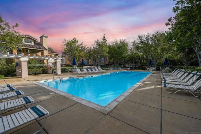 12083 Tivoli Park Row, San Diego CA: https://media.crmls.org/mediaz/edda562a-b941-49be-8f16-a3c21ec5fd66.jpg