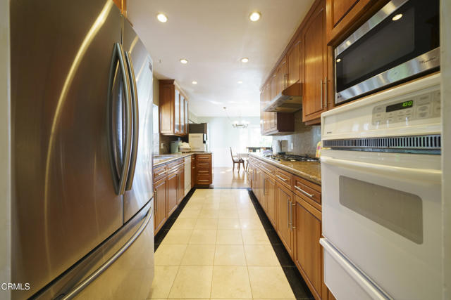 Image 14 of 46 For 4711 Briggs Avenue