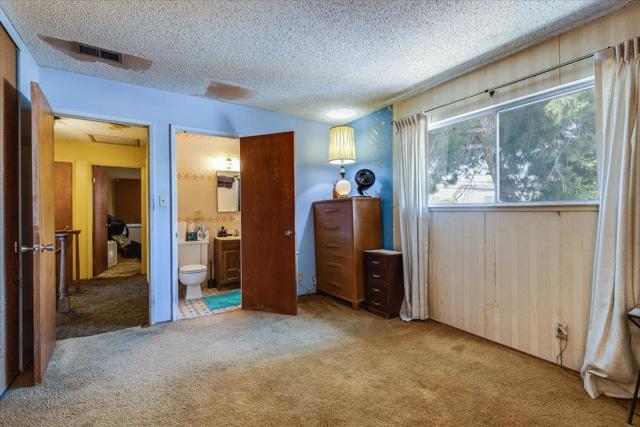 2074 Ashwood Lane, San Jose CA: https://media.crmls.org/mediaz/eddb50fe-d328-4574-8b1d-a0d37f34d12d.jpg