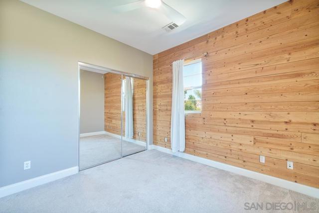 8297 Katherine Claire Lane, San Diego CA: https://media.crmls.org/mediaz/eddb5f74-5757-4d94-8f15-aac9db92145a.jpg