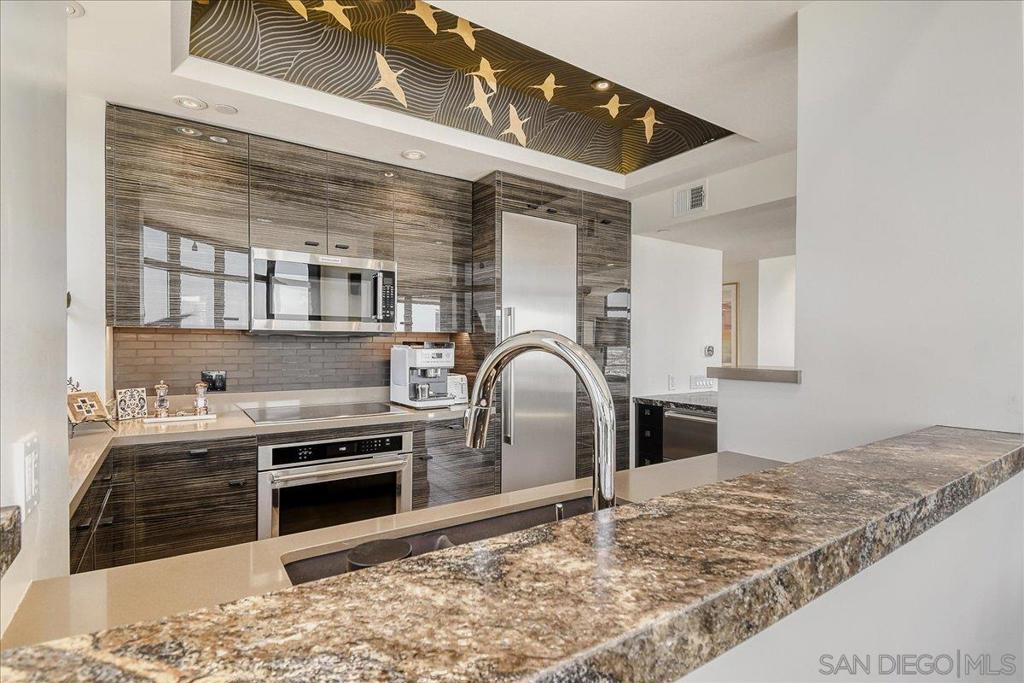 200 Harbor Drive - photo 13