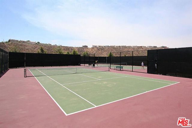 13044 Pacific, Playa Vista CA: https://media.crmls.org/mediaz/eddbc013-8113-46a4-95a1-4a564a815550.jpg