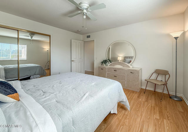 1768 Fox Springs Circle, Newbury Park CA: https://media.crmls.org/mediaz/eddc6bd5-55d8-432d-86aa-b10bcb8d835d.jpg