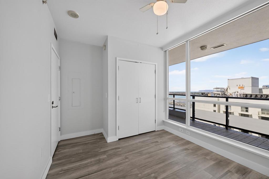 325 7th - photo 17