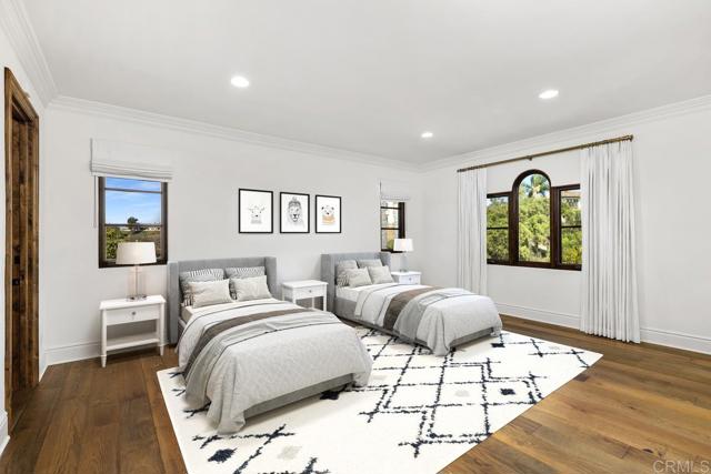 5015 Rancho Quinta Bend, San Diego CA: https://media.crmls.org/mediaz/eddee71b-ec0d-484b-bf1b-6b7ba5c15d5f.jpg