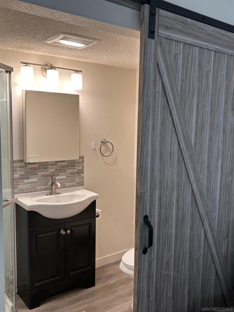 3869 Camino Lindo, San Diego CA: https://media.crmls.org/mediaz/eddfa4c6-ef9b-4bf1-93f5-476bcde2fcfd.jpg