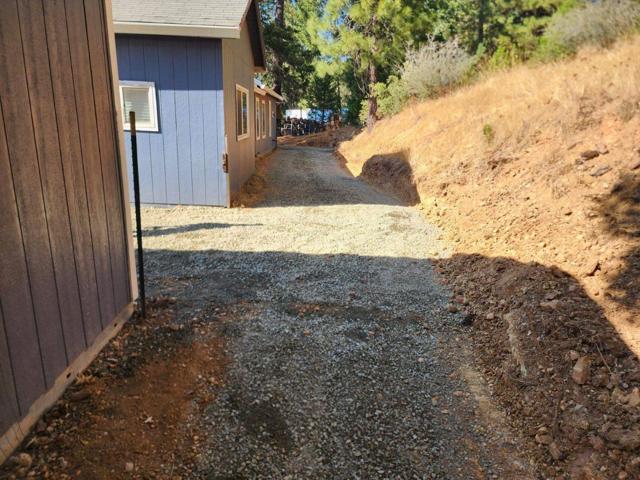 20920 Sunset Way, Colfax CA: https://media.crmls.org/mediaz/eddfcb59-500c-4e8b-bb67-c60d87cfefe7.jpg