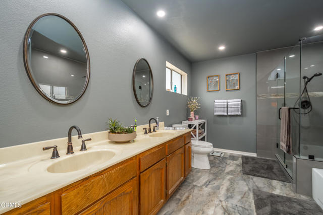 Detail Gallery Image 15 of 27 For 670 Lions Gate Dr, Oxnard,  CA 93030 - 3 Beds | 2/1 Baths