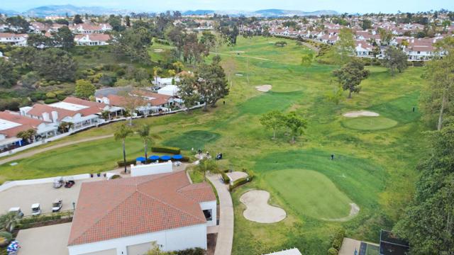 6017 Piros Way, Oceanside CA: https://media.crmls.org/mediaz/ede07303-c9c3-4878-8657-02c9fb836bce.jpg