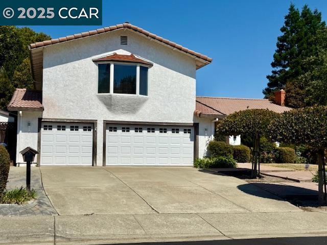 44 Dos Rios Ct, San Ramon CA: https://media.crmls.org/mediaz/ede0ca87-9bf9-4cda-80bc-3dfe3c4820c0.jpg