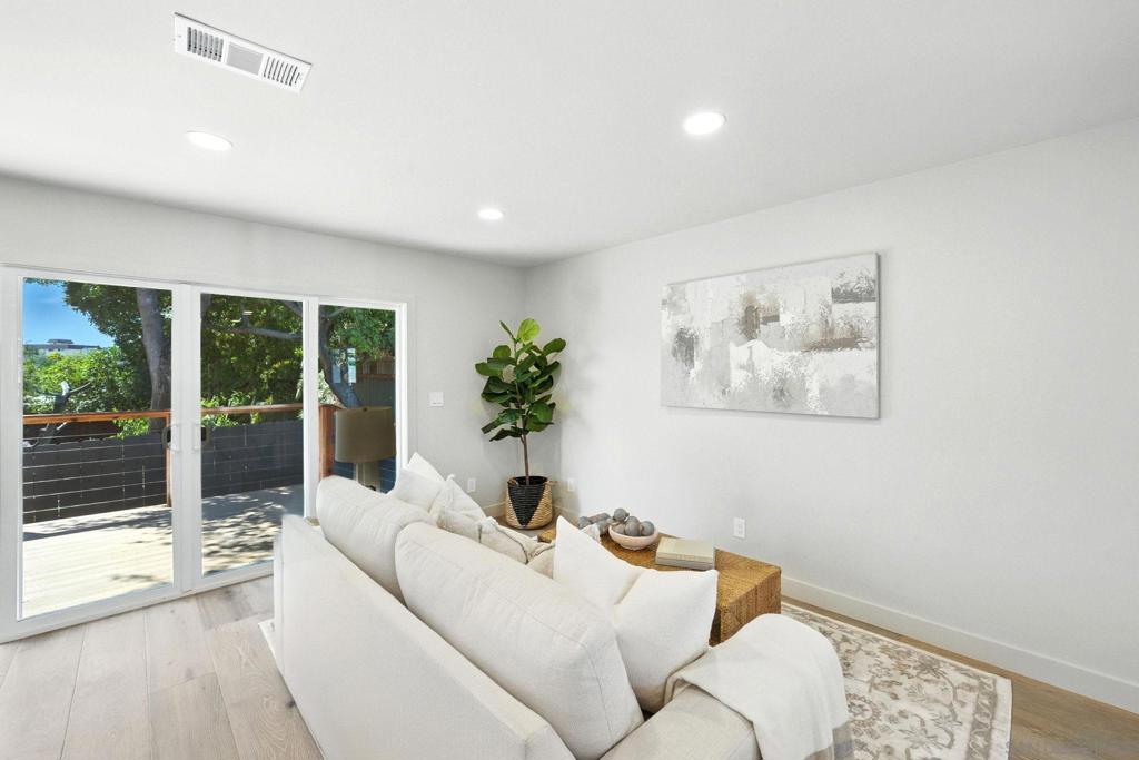 MLS #250043080SD image #14