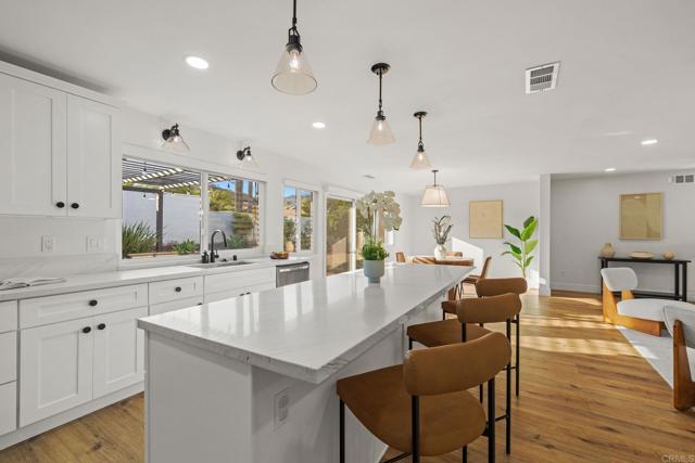 Detail Gallery Image 8 of 29 For 1839 Pamela Lane, Escondido,  CA 92026 - 3 Beds | 2 Baths