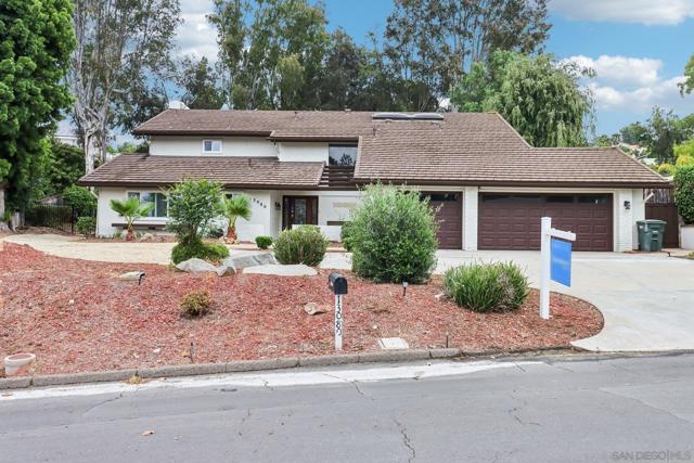 13080 Camino Del Valle, Poway CA: https://media.crmls.org/mediaz/ede16c03-64e5-4d7d-8d29-635b600df6a2.jpg