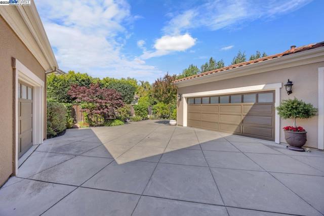 Image 11 of 57 For 7193 Rosecliff Ct
