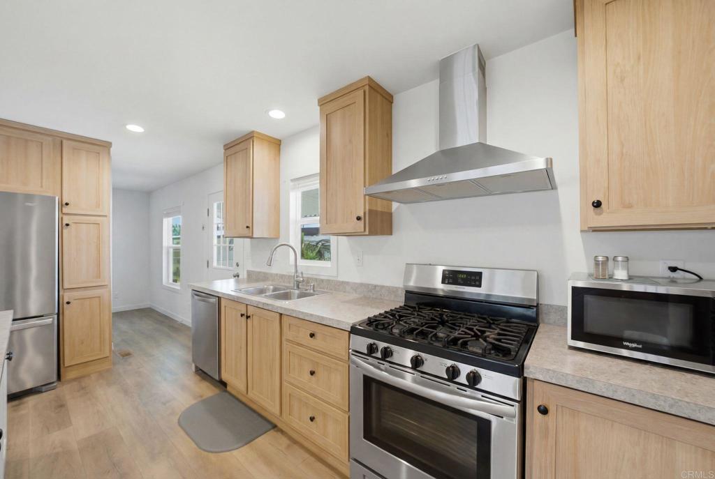 2700 Valley Parkway - photo 4