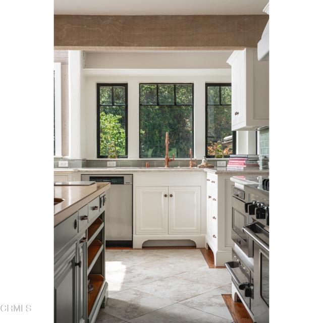 840 Ivy Lane, Montecito CA: https://media.crmls.org/mediaz/ede32559-91fb-4a37-9d2d-51a08089235c.jpg