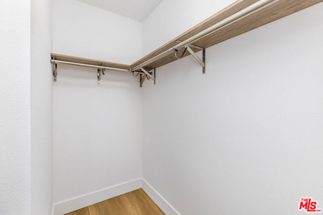 4804 La Villa Marina, Marina del Rey CA: https://media.crmls.org/mediaz/ede36b1e-d6f2-4c2b-8337-2fe69b9891b5.jpg