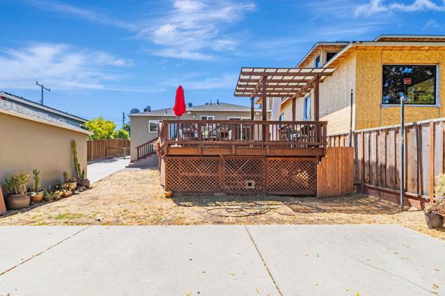 2534 Howard Avenue, San Carlos CA: https://media.crmls.org/mediaz/ede419c6-10ec-4a9f-a50f-84481b873511.jpg