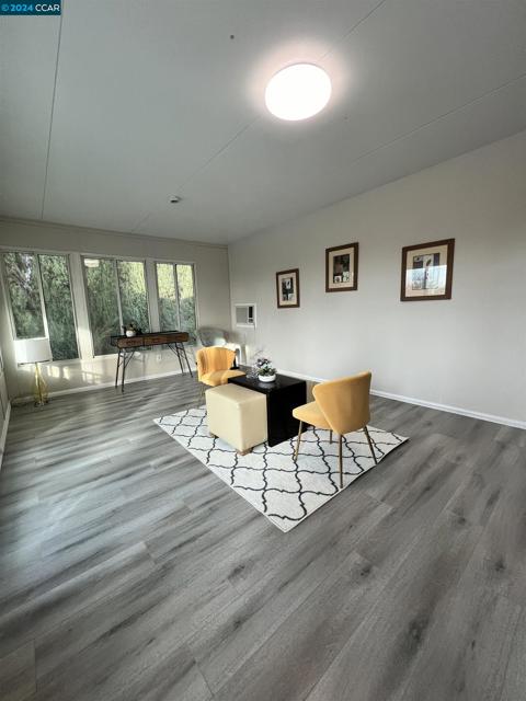 Image 18 of 47 For 3916 Tillamook Way