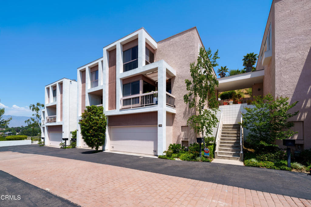 750 Portola Terrace