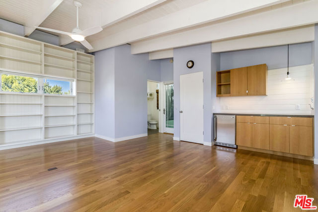 3734 Wade Street, Los Angeles CA: https://media.crmls.org/mediaz/ede4a90c-4335-4474-bf36-109fa740439a.jpg